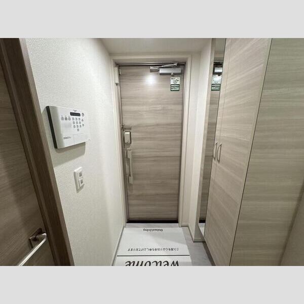 セレスティア扇Ⅲ205号室 玄関