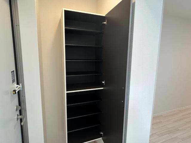 Rose Stellato (ローズ ステラート) 下駄箱