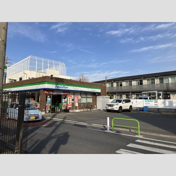 ペニーレーン石神井台　A棟201号室 ファミリーマート上石神井北小学校前店