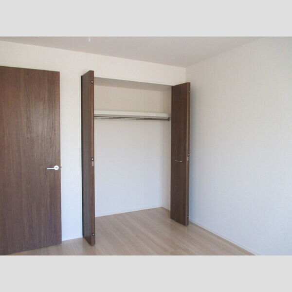 ヴァンベール105号室 洋室