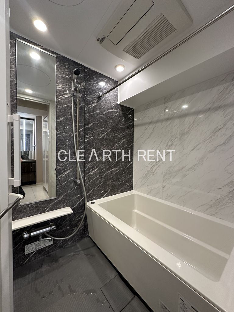 コンシェリア目白台 ＨＩＬＬＳＩＤＥ ＳＱＵＡＲＥ 追焚オートバス/一日の至福の空間/ミストサウナ付き浴室乾燥機