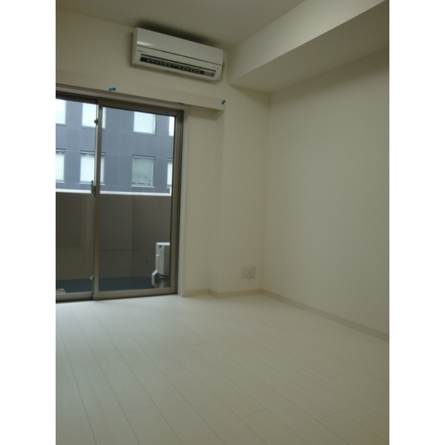 ロアール四谷 リビング