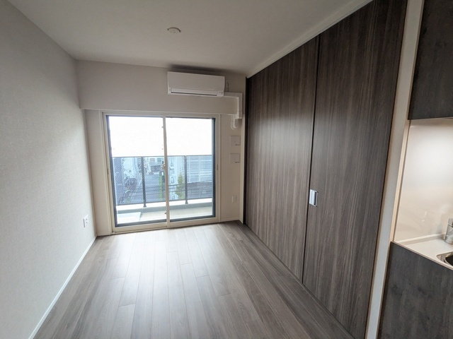 プレディアコート三軒茶屋503号室 スライディングウォール　2025年11月撮影