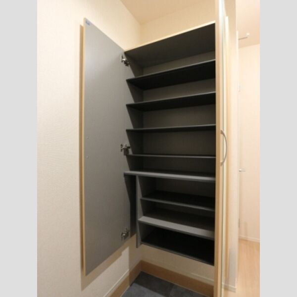 VILLETTA シューズボックス