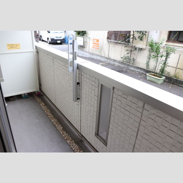 Lien102号室 バルコニー