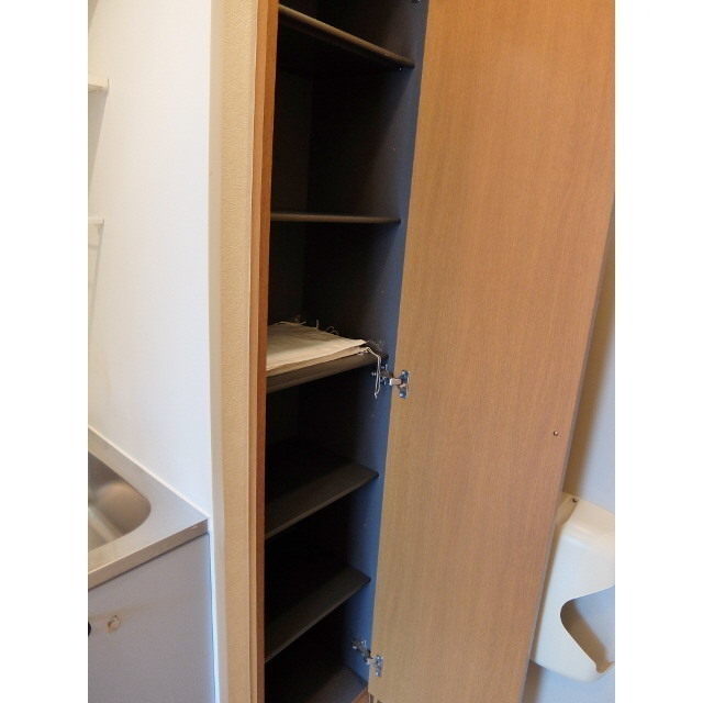 アンプルール ブワ 指扇Ⅱ 内観