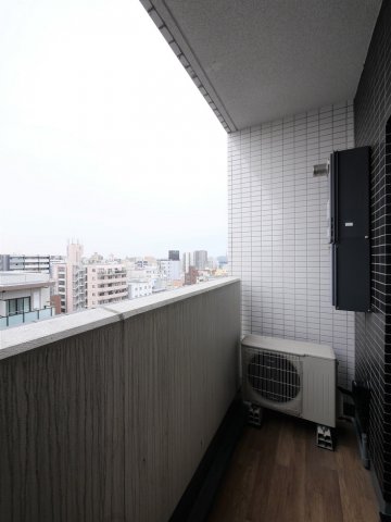 レアライズ西川口 内観