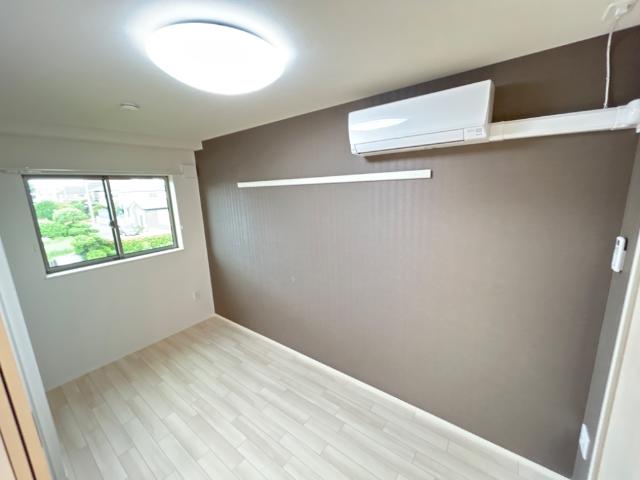 プレシャス201号室 室内