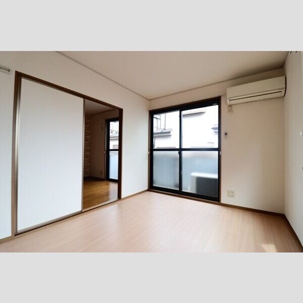 アルシュ11 居室　6帖