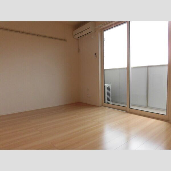 グランフィールズⅢ 居室・リビング