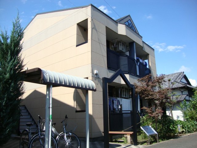 ＳＯＬＥ・Ｂ 外観写真（昼）