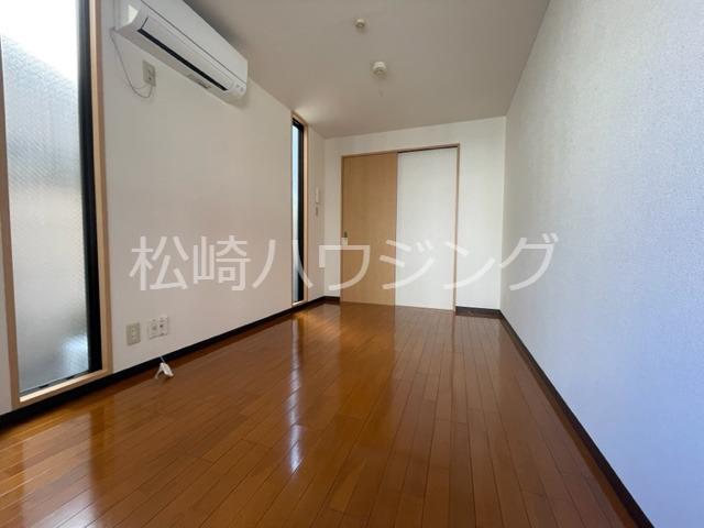 クラブラメール1階 内観