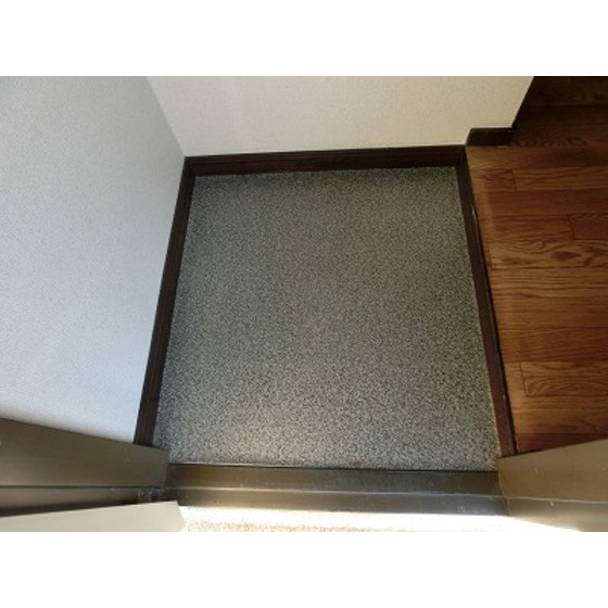 ジェンティール・タカギ 玄関