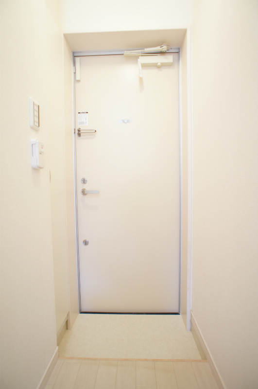 リブリ・希 玄関