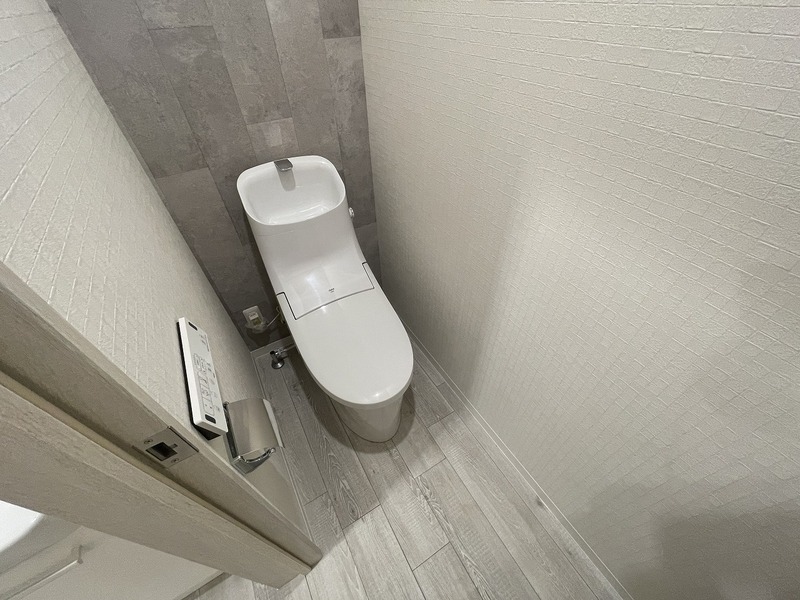 アルジェネーロ三ツ沢1階 トイレ