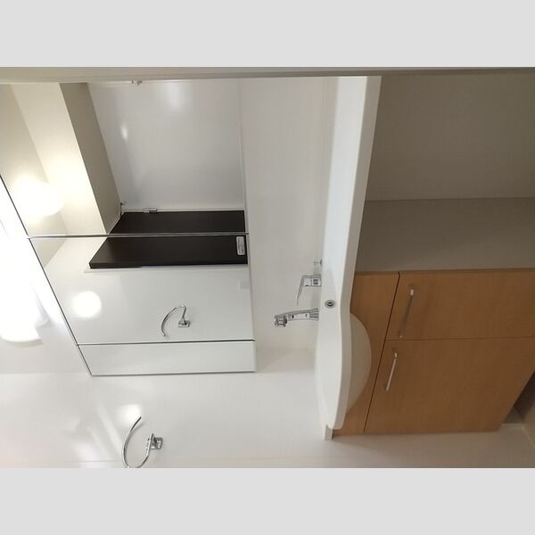 ベルデュール　六番館 洗面