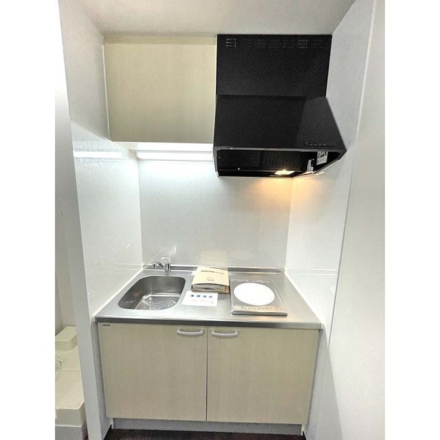 メゾンピアニー201号室 IHヒーター