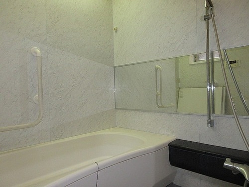 マスターズガーデン世田谷桜 浴室　※前回募集時2025年4月撮影