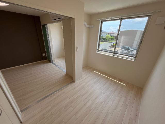 ベルフィオーレ　五番館207号室 リビング