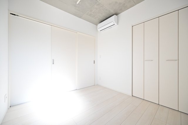 ＲＯＸＩＳ日暮里6階 （洋室1）