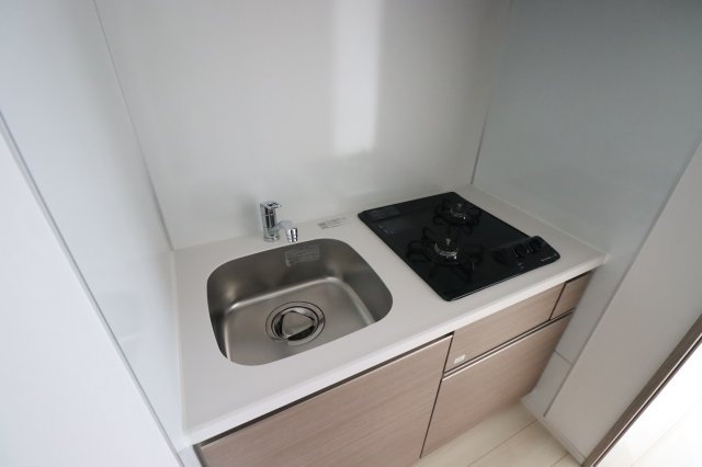 GENOVIA花月総持寺0503号室 キッチン