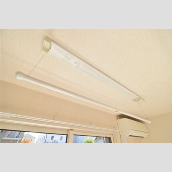 ペール メール メゾン103号室 室内物干し