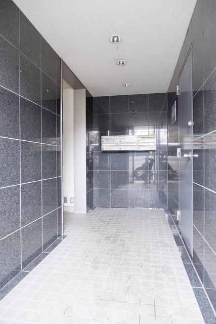 キャピタル高尾 エントランス