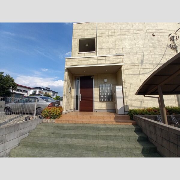 アルバ・グラート　A エントランス