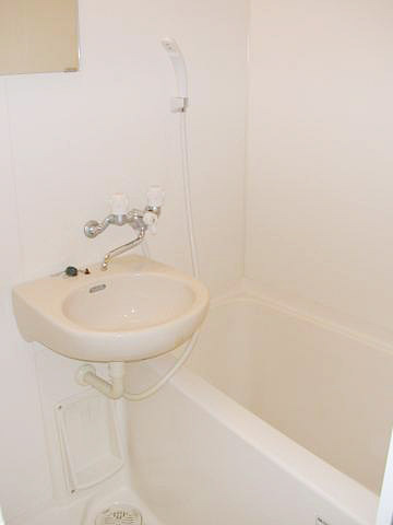 Ｔ１６＋２０ バス