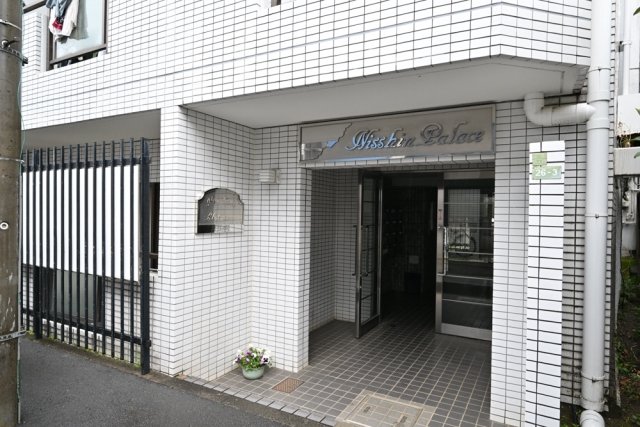 日神パレス赤堤3階 エントランス