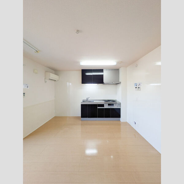 Sky ルーム　Ⅲ301号室 同建物別部屋の参考画像