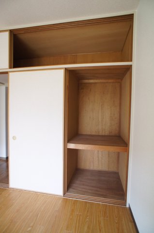 ハイツエクセル0111号室 収納