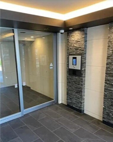 クレヴィスタ横浜綱島 エントランス