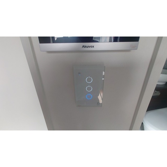 アムス早稲田（旧La Blancheur 早稲田）0403号室 電気スイッチ