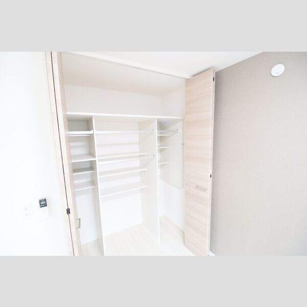 Briller 東大宮 クローゼット(洋室3.8帖)