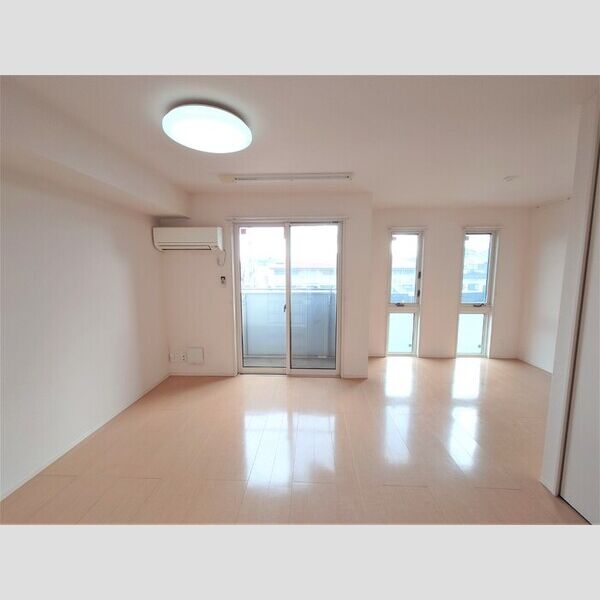 サウスユーコート202号室 LDK14.5帖