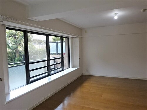 ライオンズステージ上野毛 リビングダイニング　※2023年2月撮影