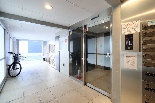 ＷＥＳＴ－Ⅰ2階 エントランス