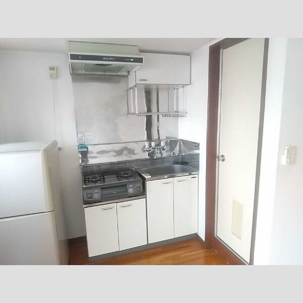 レディース・ビレッジ　ヨシトモ310号室 キッチン