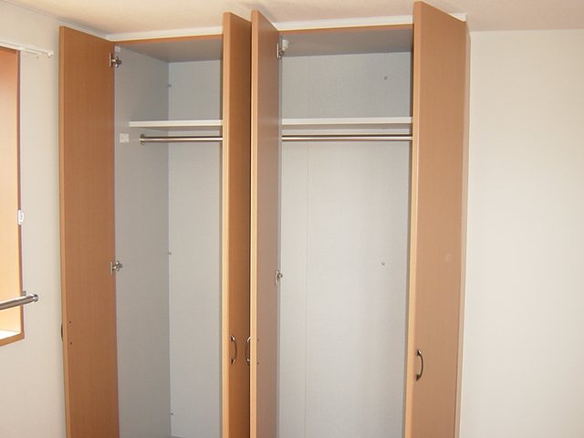 クレスト205号室 クローゼット