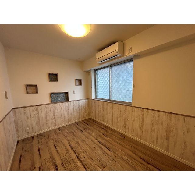 エトワール大成町403号室 リビング