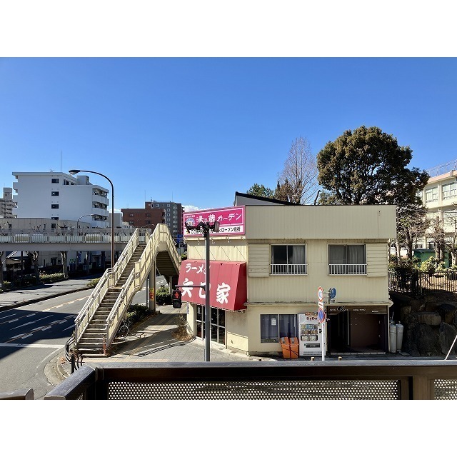 サニークレスト湘南平塚201号室 眺望