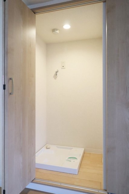 ルーブル野方 室内洗濯機置場