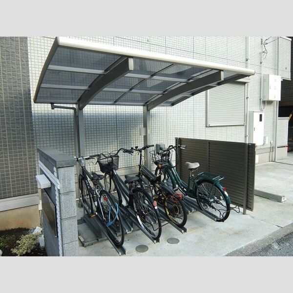 ロイヤルレジデンス本厚木 駐輪場