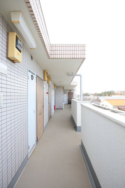 ハイタウン世田谷代田2階 同建物別部屋の参考画像