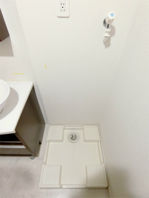 リブリ・ADONIS2階 部屋その他