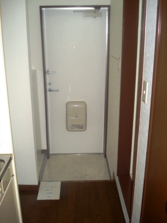 リス・デラ・バレ 玄関