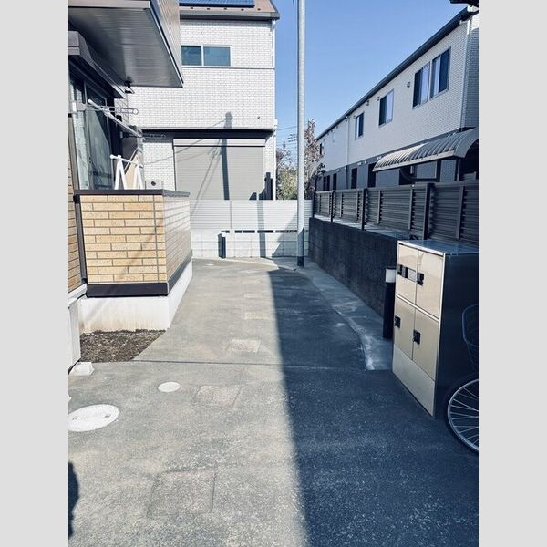 リアン エントランス通路