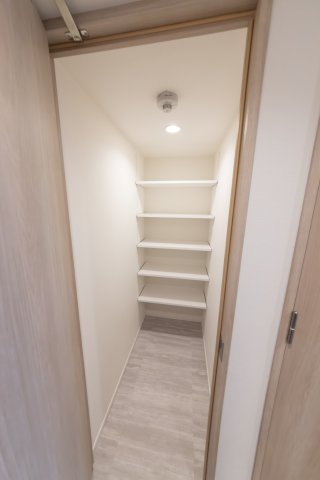 RESIDENCE　KOENJI515号室 収納