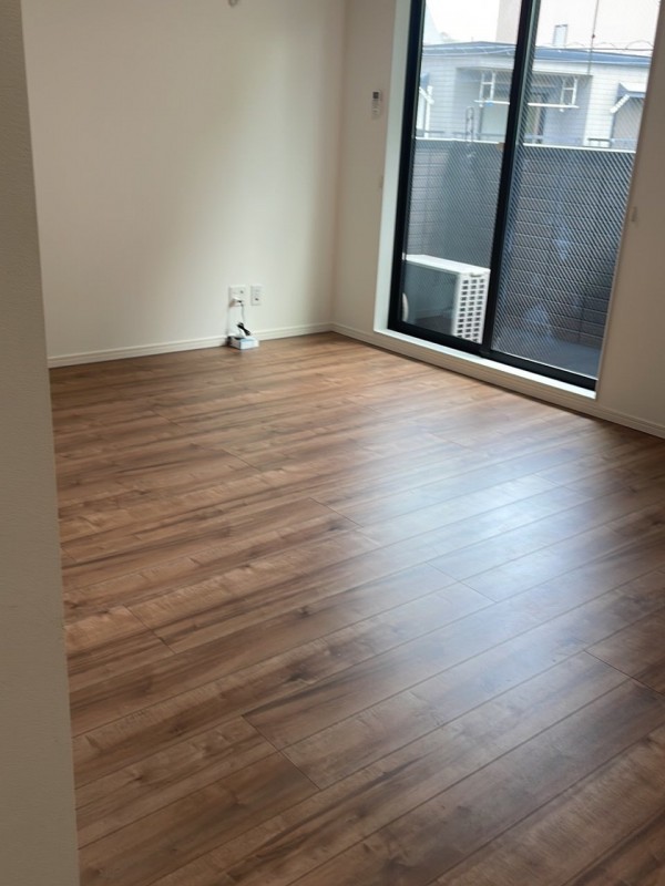 ピースフルパレス江戸川2階 リビング